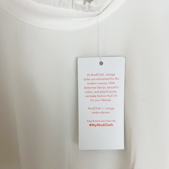 NWT ModCloth Ruffle Trim Long Sleeve Mini Dress in White Size 8 - Picture 7 of 8